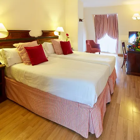 Hotell Sercotel Europa 3*