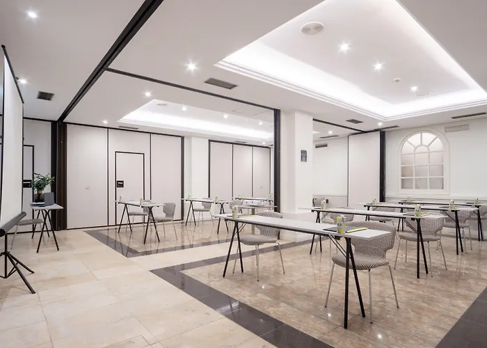 Sercotel Europa Готель 3*