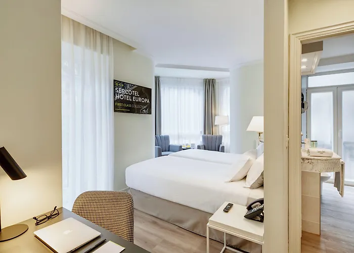 Готель Sercotel Europa 3*